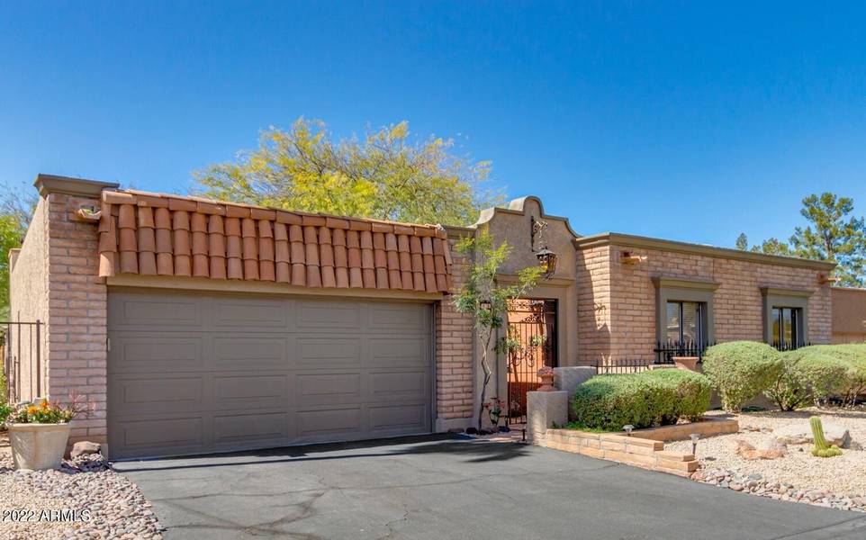 37212 N TRANQUIL Trail N #18, Carefree, AZ 85377