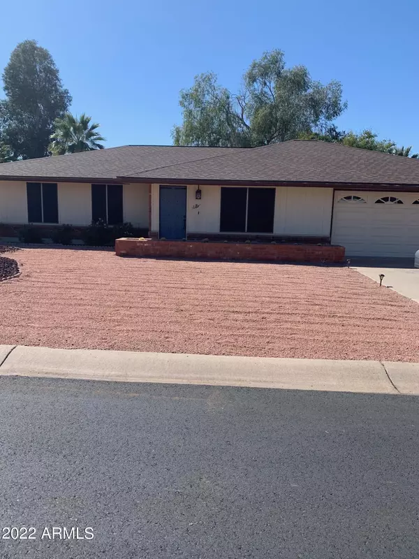 620 S ESSEX Lane, Mesa, AZ 85208