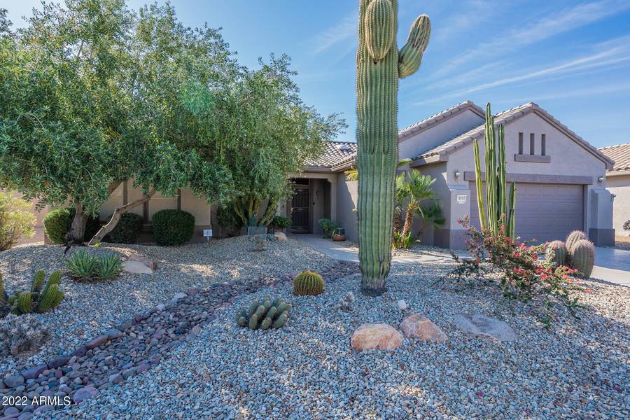 19767 N HIDDEN RIDGE Drive, Surprise, AZ 85374