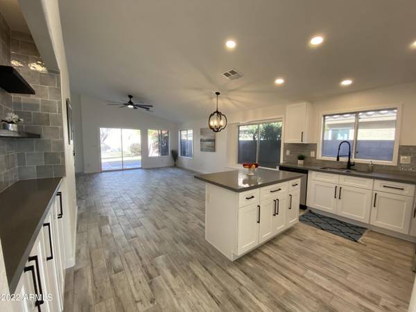 Peoria, AZ 85382,8620 W PARADISE Lane