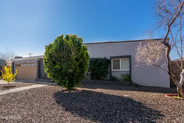 Phoenix, AZ 85032,3109 E LARKSPUR Drive