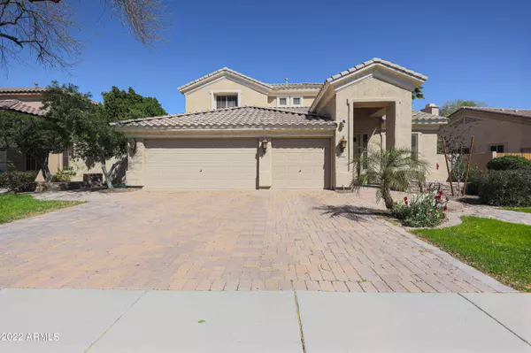 6196 W KERRY Lane, Glendale, AZ 85308