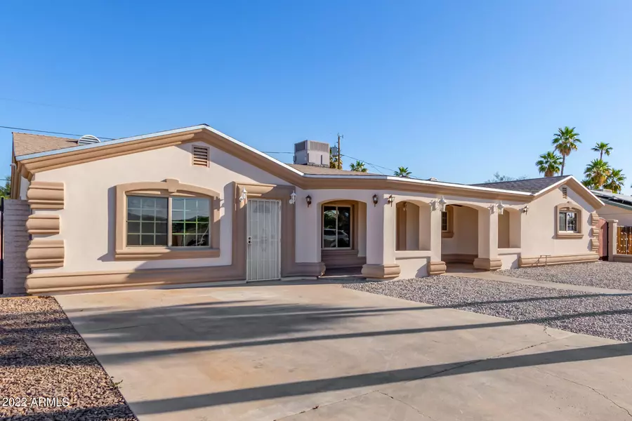 3218 E CAPTAIN DREYFUS Avenue, Phoenix, AZ 85032