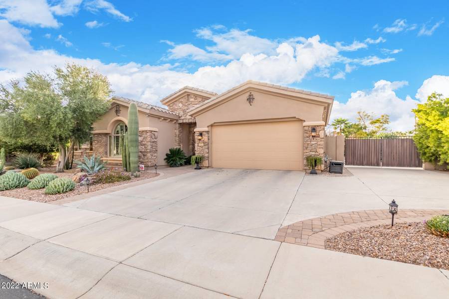 5062 S PINNACLE Place, Chandler, AZ 85249