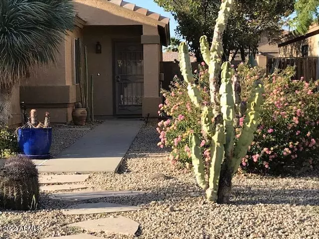 3218 W ABRAHAM Lane, Phoenix, AZ 85027