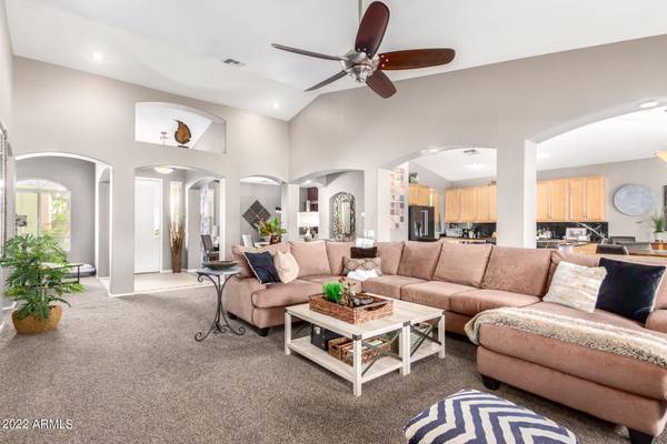 Chandler, AZ 85286,1748 E IRIS Drive