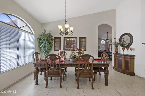 Gilbert, AZ 85234,426 E VAUGHN Avenue