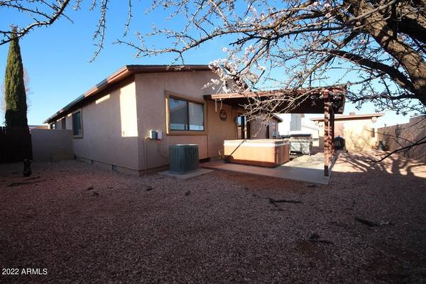 Page, AZ 86040,229 HOPI Avenue