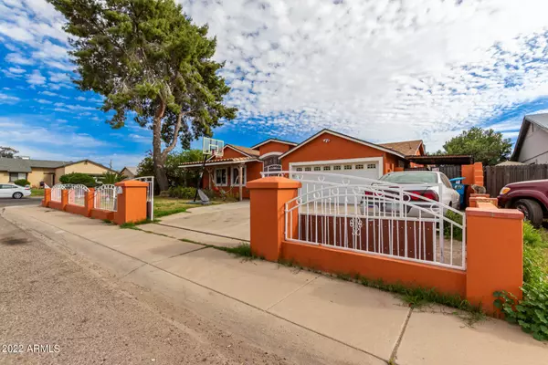 Phoenix, AZ 85033,7515 W ELM Street