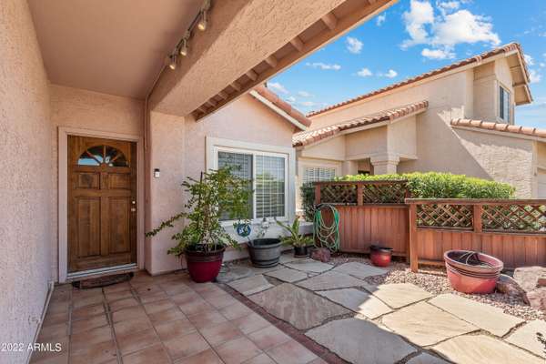 Tempe, AZ 85283,513 W CARMEN Street