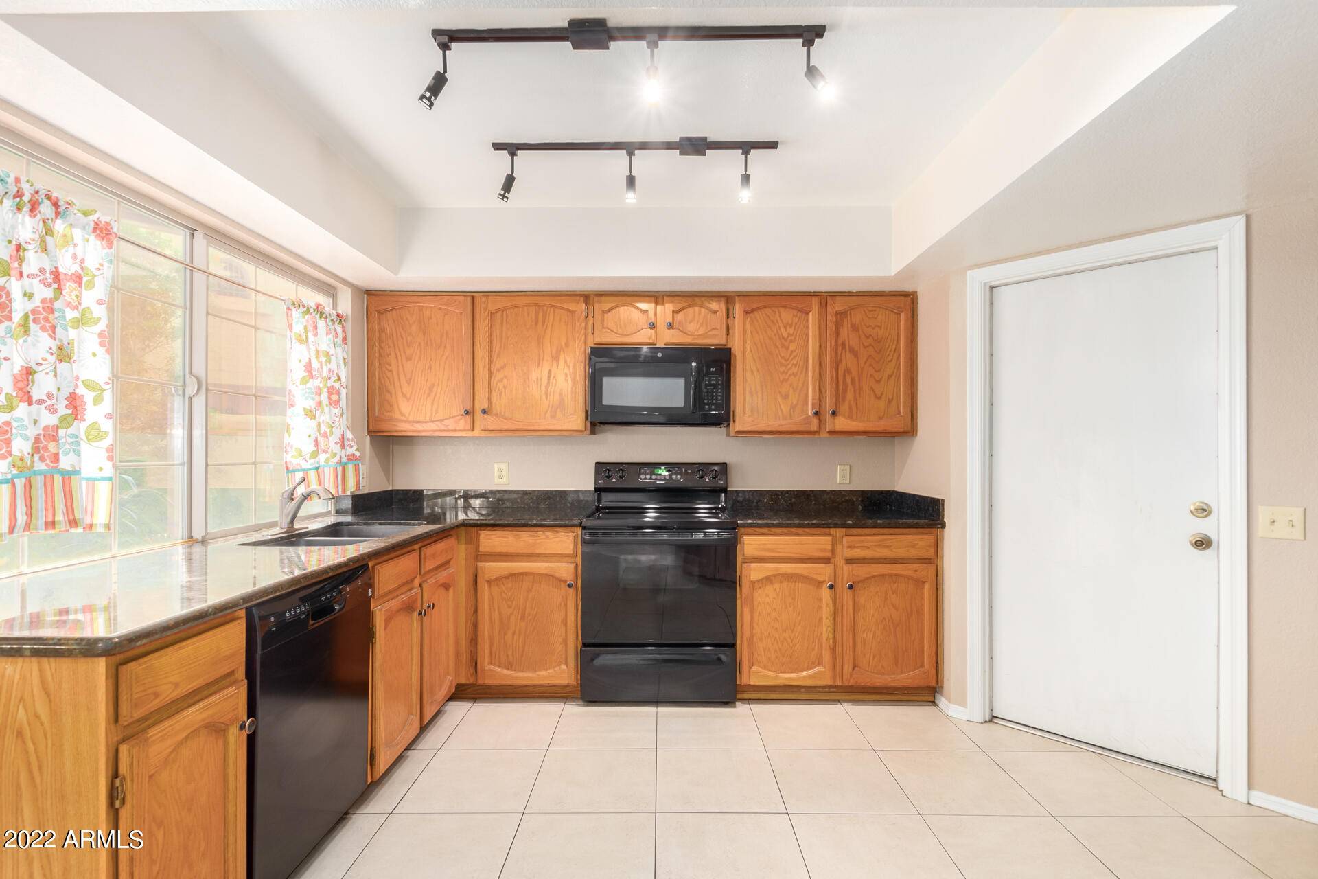 Phoenix, AZ 85053,2905 W AIRE LIBRE Avenue