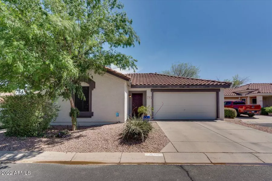 735 E ROSE MARIE Lane, Phoenix, AZ 85022