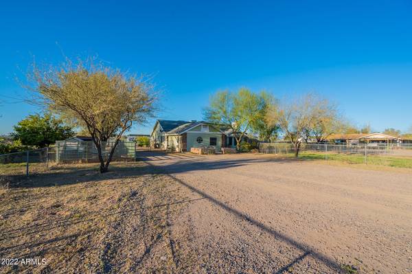 San Tan Valley, AZ 85140,370 E RANCH Road