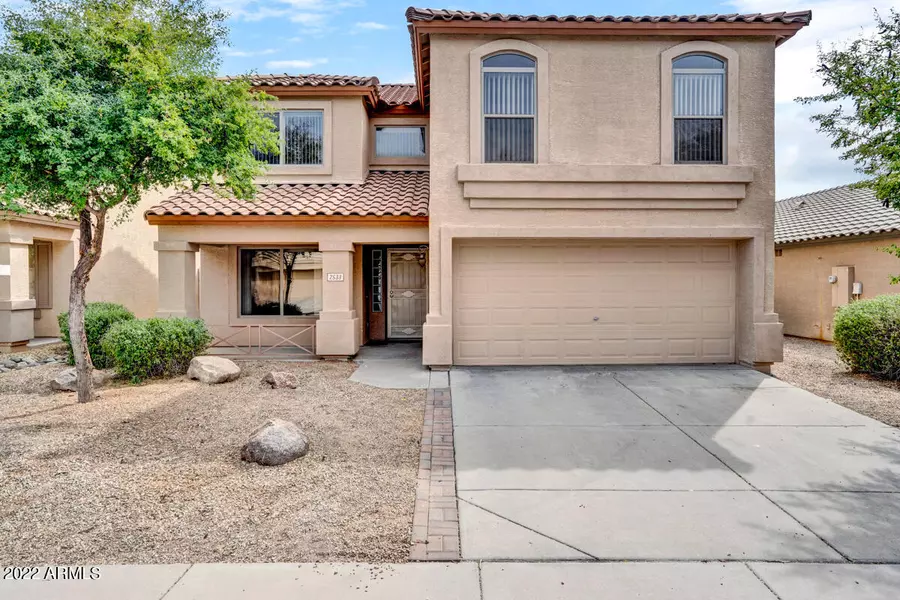 2533 W RED FOX Road, Phoenix, AZ 85085