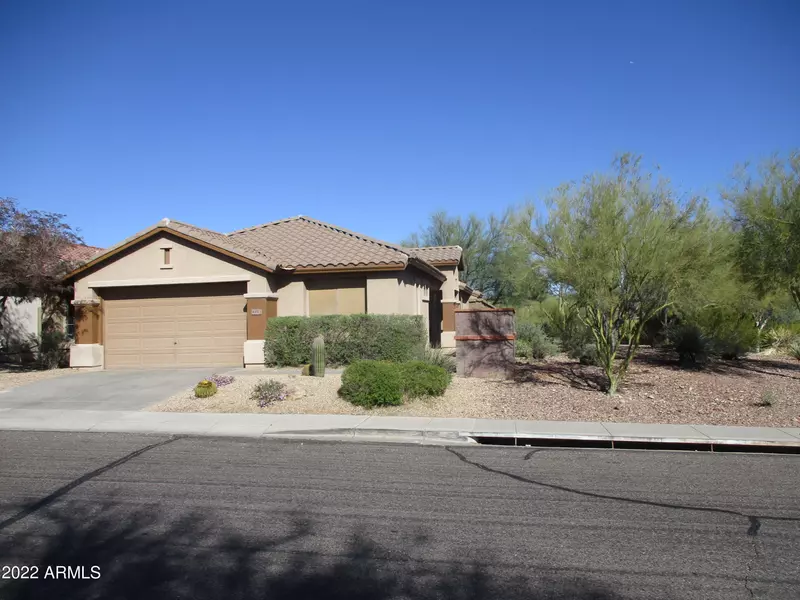 41013 N IRON HORSE Way, Anthem, AZ 85086