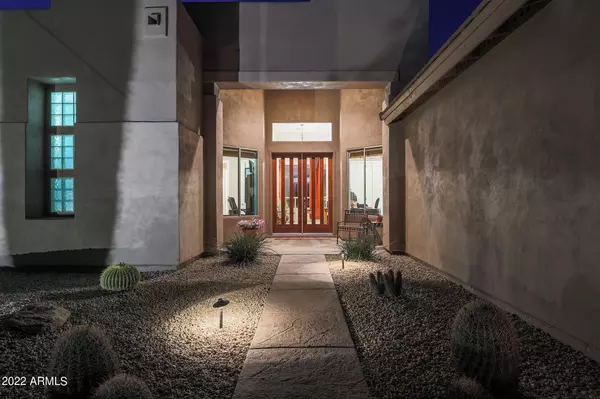 Scottsdale, AZ 85266,5916 E DUSTY COYOTE Circle