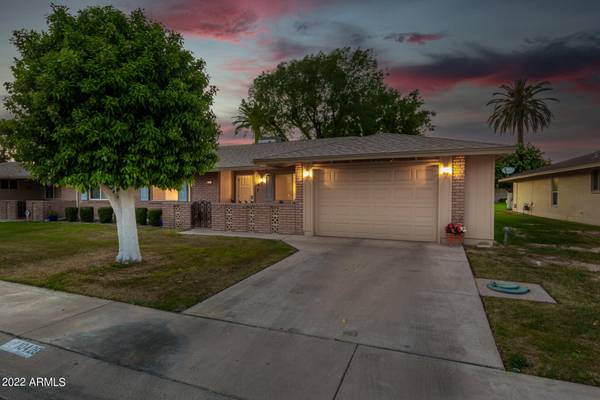 10429 W SARATOGA Circle, Sun City, AZ 85351