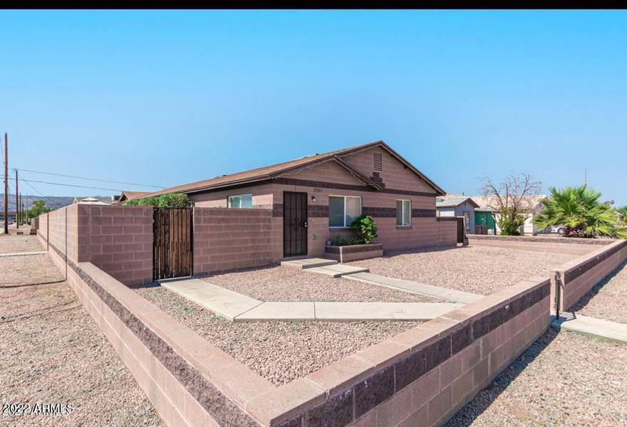 2961 E WIER Avenue, Phoenix, AZ 85040