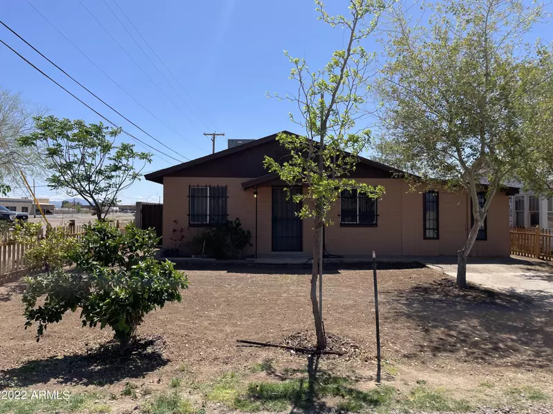 523 W LINCOLN Avenue, Coolidge, AZ 85128