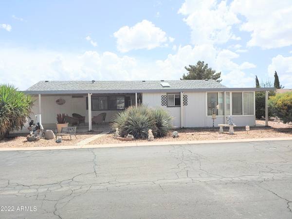 San Tan Valley, AZ 85140,40668 N CLUBHOUSE Street