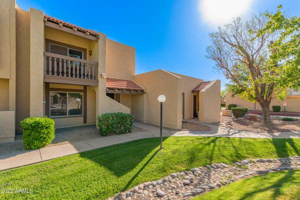 Glendale, AZ 85306,5834 W WINCHCOMB Drive