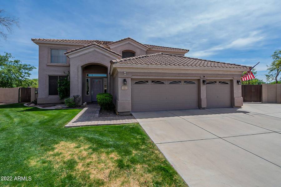 1571 E APPALOOSA Court, Gilbert, AZ 85296