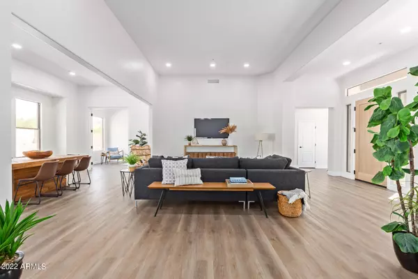 Scottsdale, AZ 85266,33667 N 71ST Way