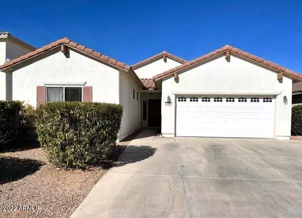 5585 LOS CAPANOS Drive, Sierra Vista, AZ 85635