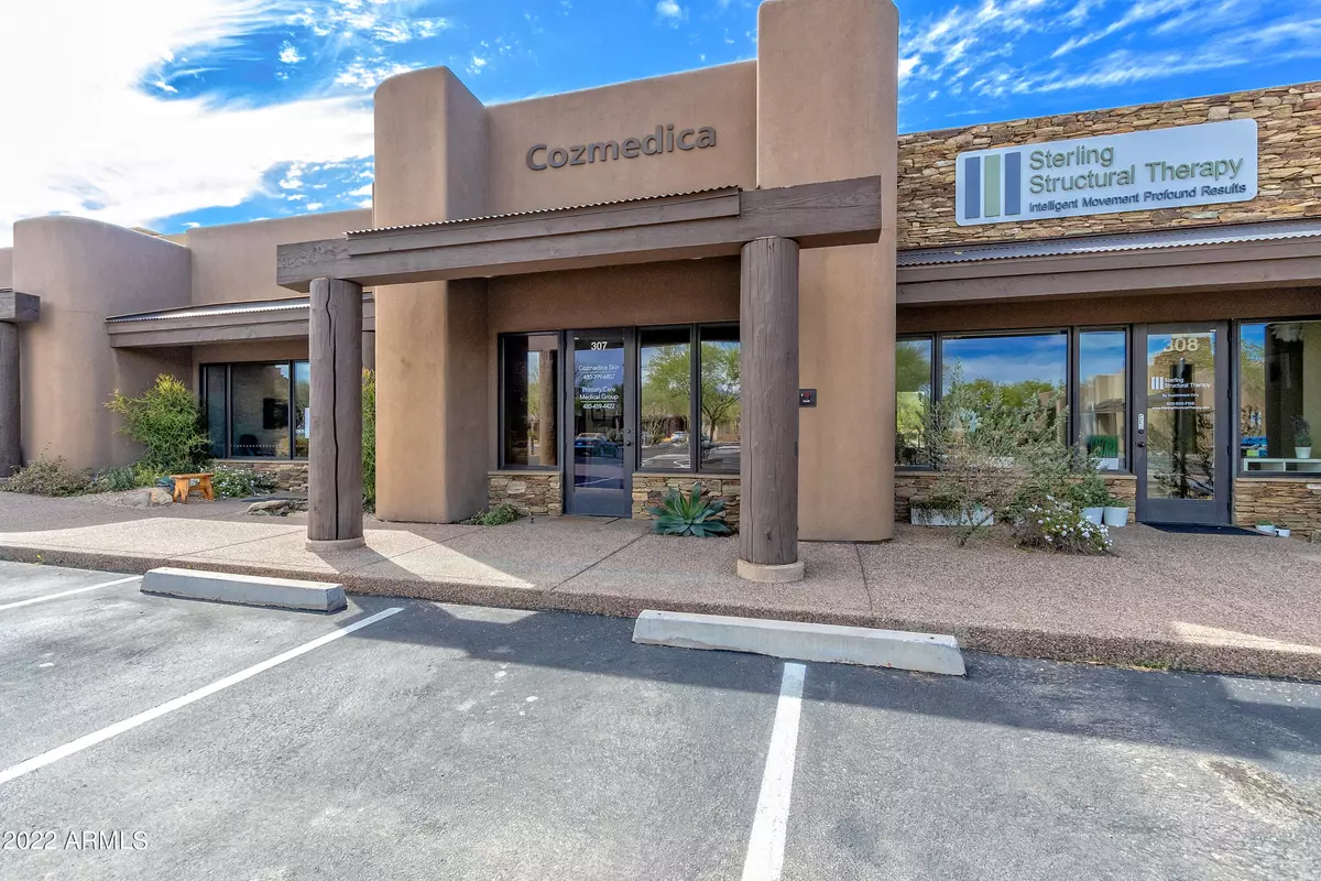 Carefree, AZ 85377,36600 N PIMA Road #307