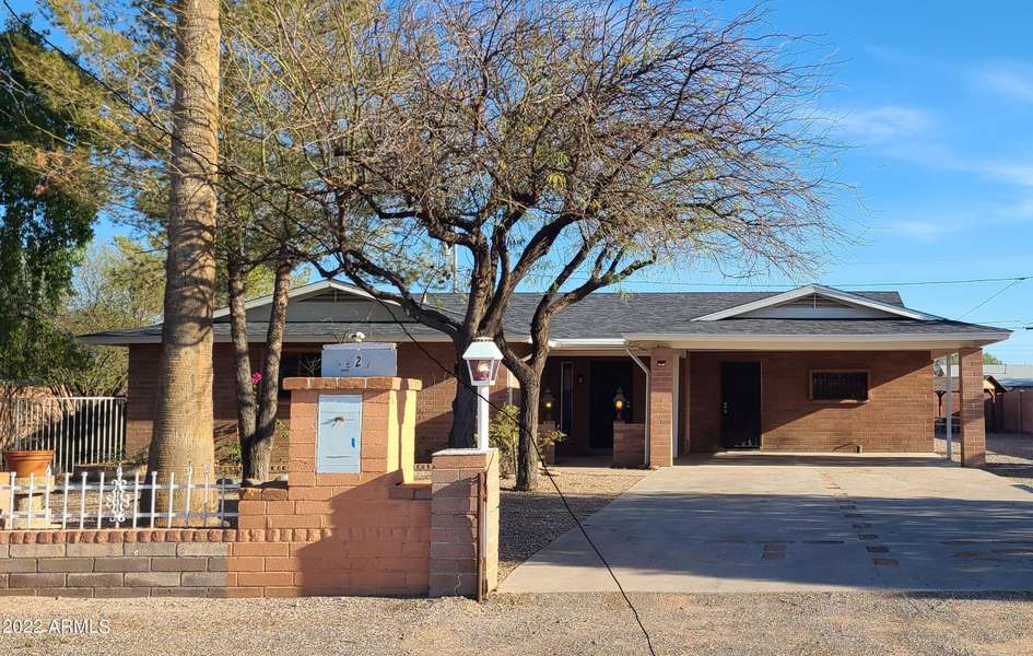 120 W SEAGOE Avenue, Coolidge, AZ 85128