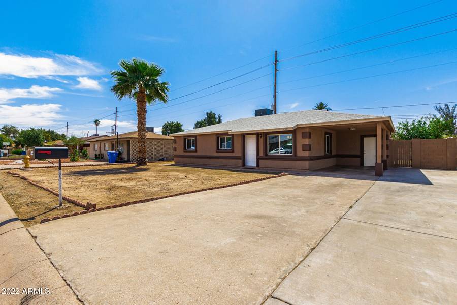 3029 W MONTEBELLO Avenue, Phoenix, AZ 85017