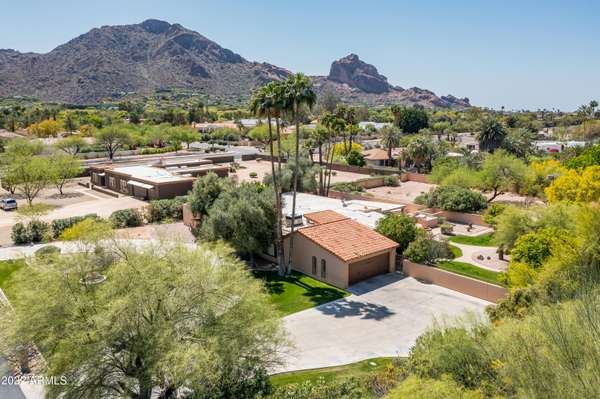 6528 N 60TH Street,  Paradise Valley,  AZ 85253