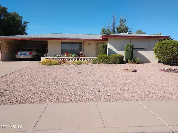 6230 E Adobe Road, Mesa, AZ 85205