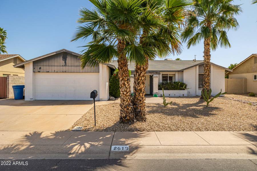 2619 N JAY Street, Chandler, AZ 85225