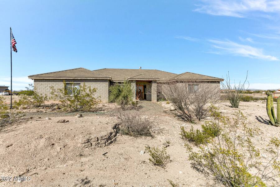 21850 W EL GRANDE Trail, Wickenburg, AZ 85390