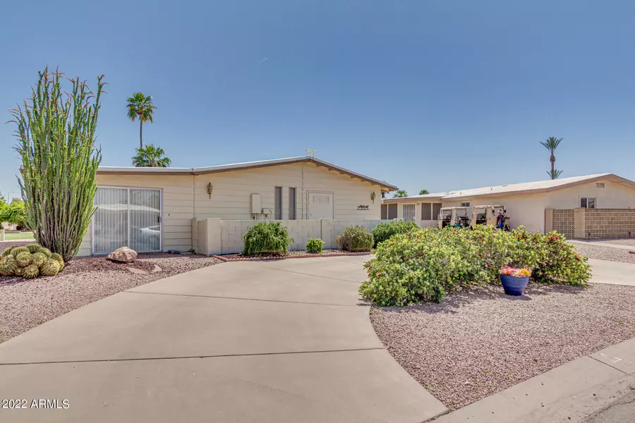 9120 E COUNTRY CLUB Drive, Sun Lakes, AZ 85248