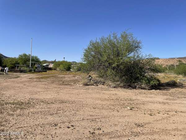 Black Canyon City, AZ 85324,19030 E SLATON Road #2