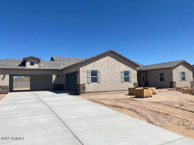 8998 W GARNET MOUNTAIN Drive, Casa Grande, AZ 85194