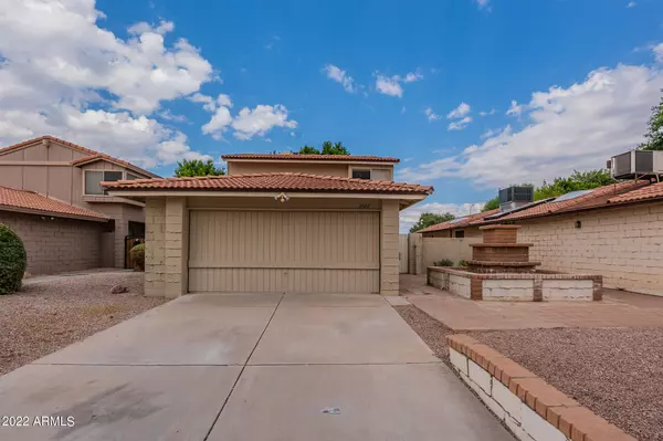 2666 W BROOKS Street, Chandler, AZ 85224