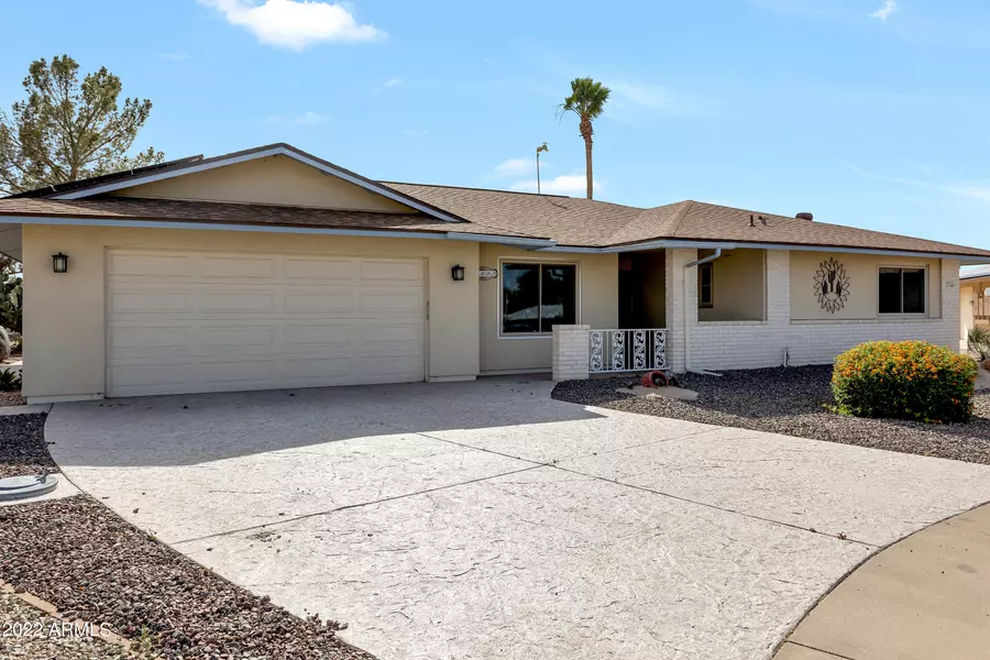 11402 N FLORAL Court, Sun City, AZ 85351