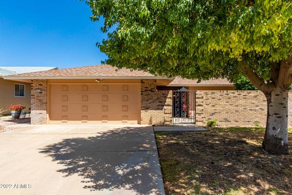 10338 W GARNETTE Drive, Sun City, AZ 85373