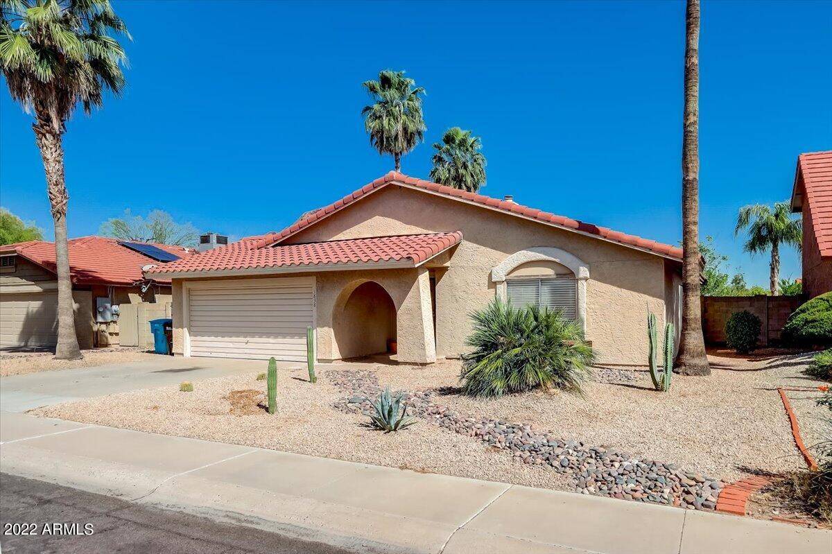 Phoenix, AZ 85022,1838 E CROCUS Drive