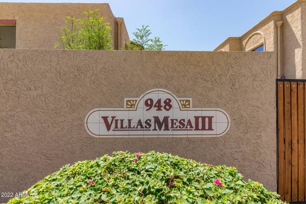 948 S ALMA SCHOOL Road #32, Mesa, AZ 85210