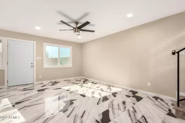 Phoenix, AZ 85019,4101 W READE Avenue