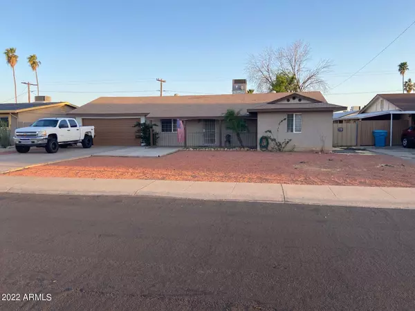 5913 W HIGHLAND Avenue, Phoenix, AZ 85033