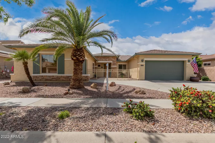 625 E BELLERIVE Place, Chandler, AZ 85249