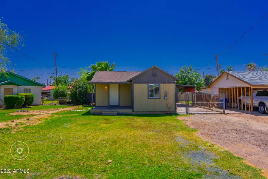 609 E NARRAMORE Avenue, Buckeye, AZ 85326