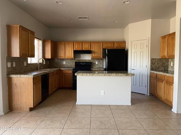 Tolleson, AZ 85353,9140 W ELWOOD Street