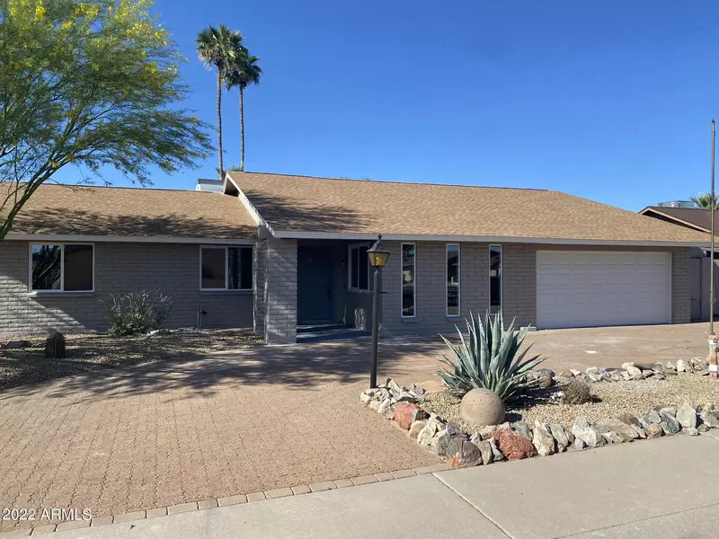 3920 W DANBURY Drive, Glendale, AZ 85308