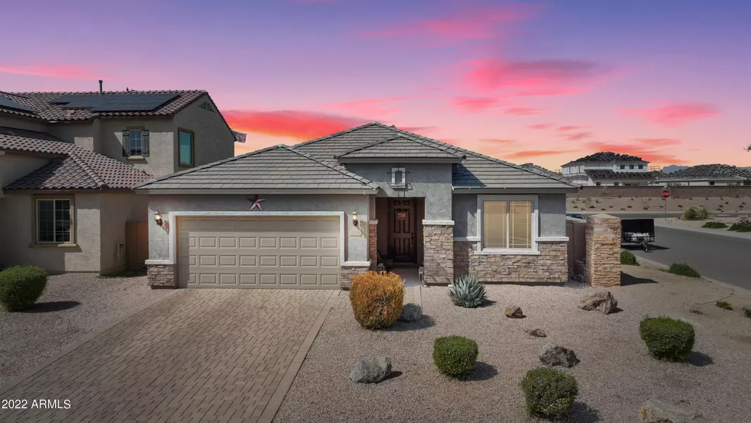 1116 W DANISH RED Trail, San Tan Valley, AZ 85143